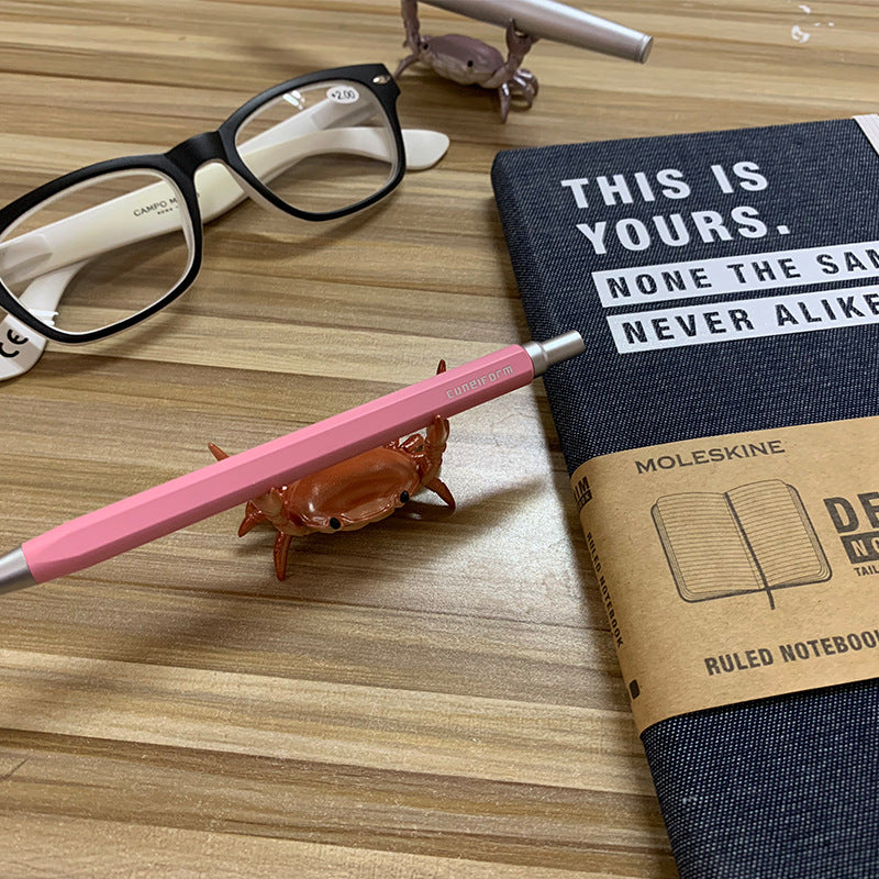 Creative Design Of Pen Holder, Weightlifting Crab Pen Holder,